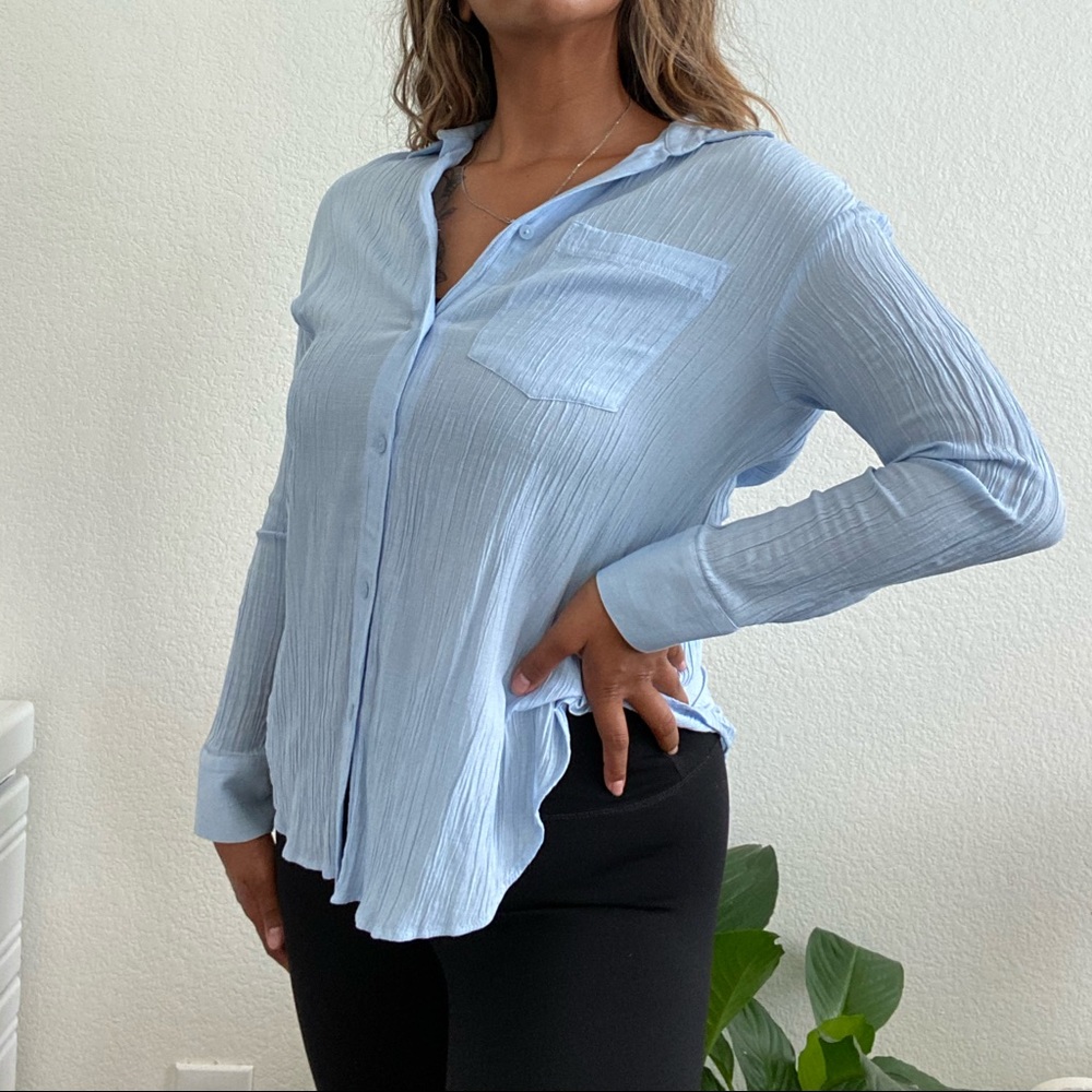 Button up - Picture 2 of 4
